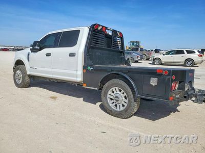 Drugie zdjęcie samochodu z przodu: 2017 FORD F250 SUPER DUTY FLATBED TRUCK VIN:1FT7W2BT7HEC67313 - miniatura