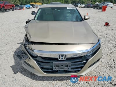 Piąte zdjęcie samochodu w środku: 2018 HONDA ACCORD EXL VIN:1HGCV2F50JA023868 - miniatura