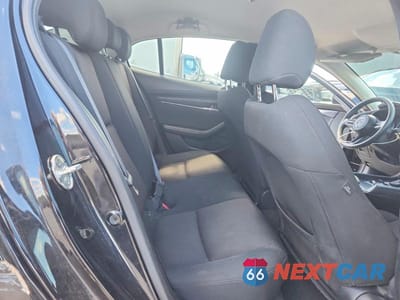 Zdjęcie 10 z 12 samochodu: 2021 MAZDA 3 VIN:3MZBPAA7XMM202771 - miniatura