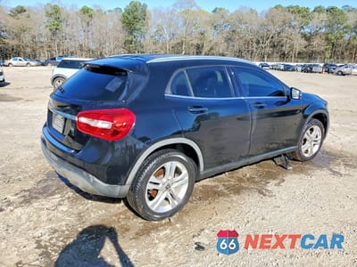 Trzecie zdjęcie samochodu z tyłu: 2018 MERCEDES-BENZ GLA 250 VIN:WDCTG4EB7JJ518252 - miniatura