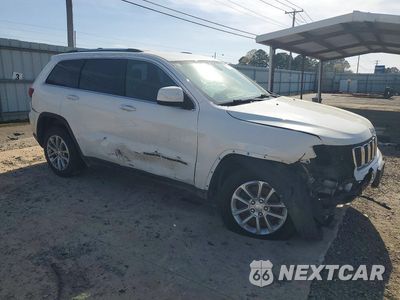 Czwarte zdjęcie samochodu z boku: 2021 JEEP GRAND CHEROKEE LAREDO VIN:1C4RJFAG3MC647645 - miniatura