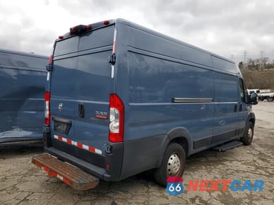 Trzecie zdjęcie samochodu z tyłu: 2020 RAM PROMASTER 3500 DELIVERY VAN VIN:3C6URVJGXLE145369 - miniatura