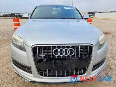 Piąte zdjęcie samochodu w środku: 2013 AUDI Q7 PREMIUM PLUS VIN:WA1LGAFE2DD002794 - miniatura