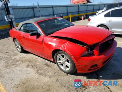 Czwarte zdjęcie samochodu z boku: 2014 FORD MUSTANG VIN:1ZVBP8EM8E5205975 - miniatura