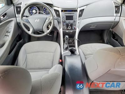 Zdjęcie 8 z 12 samochodu: 2014 HYUNDAI SONATA GLS VIN:5NPEB4ACXEH860269 - miniatura