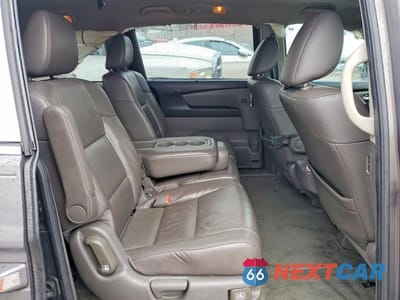 Zdjęcie 11 z 12 samochodu: 2015 HONDA ODYSSEY TOURING VIN:5FNRL5H9XFB064877 - miniatura