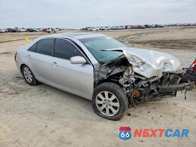 Czwarte zdjęcie samochodu z boku: 2007 TOYOTA CAMRY XLE VIN:4T1BE46K77U180845 - miniatura