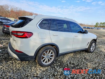 Trzecie zdjęcie samochodu z tyłu: 2021 BMW X5 XDRIVE40I VIN:5UXCR6C06M9E85605 - miniatura