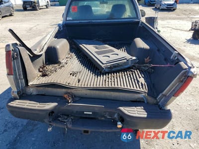 Zdjęcie 10 z 12 samochodu: 2002 CHEVROLET S TRUCK S10 VIN:1GCCS145428262126 - miniatura