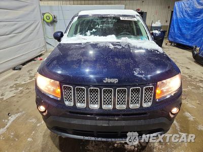 Piąte zdjęcie samochodu w środku: 2016 JEEP COMPASS LATITUDE VIN:1C4NJDEB9GD662912 - miniatura