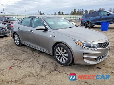 Czwarte zdjęcie samochodu z boku: 2016 KIA OPTIMA EX VIN:5XXGU4L36GG085726 - miniatura