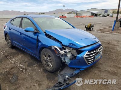 Czwarte zdjęcie samochodu z boku: 2017 HYUNDAI ELANTRA VALUE EDITION VIN:5NPD84LF5HH203224 - miniatura