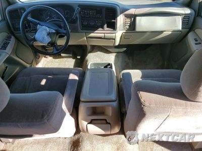 Zdjęcie 8 z 12 samochodu: 2002 CHEVROLET SUBURBAN K1500 VIN:3GNFK16T52G301381 - miniatura