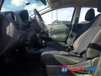 Zdjęcie 7 z 12 samochodu: 2016 NISSAN VERSA NOTE SV VIN:3N1CE2CP5GL353630 - miniatura