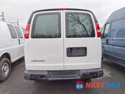 Zdjęcie 6 z 13 samochodu: 2020 CHEVROLET EXPRESS G2500 VIN:1GCWGAFP0L1154299 - miniatura