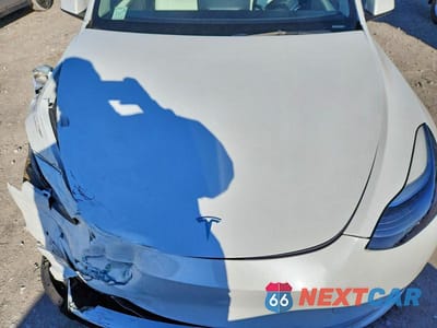 Zdjęcie 11 z 11 samochodu: 2022 TESLA MODEL Y VIN:7SAYGAEE2NF521886 - miniatura