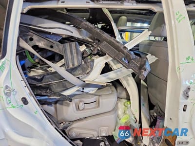 Zdjęcie 10 z 11 samochodu: 2019 TOYOTA HIGHLANDER LIMITED PLATINUM VIN:5TDDZRFH3KS930192 - miniatura