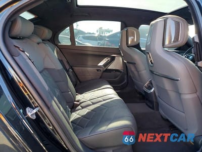 Zdjęcie 10 z 13 samochodu: 2023 BMW I7 XDRIVE60 VIN:WBY53EJ06PCM80108 - miniatura