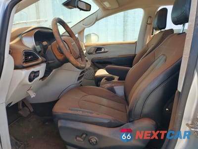 Zdjęcie 7 z 13 samochodu: 2024 CHRYSLER PACIFICA VIN:2C4RC1BG6RR167741 - miniatura