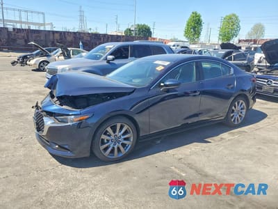 2019 MAZDA 3 PREMIUM 3MZBPAEM9KM100651 - główne zdjęcie licytacji z USA - miniatura