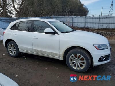 Czwarte zdjęcie samochodu z boku: 2014 AUDI Q5 TDI PREMIUM PLUS VIN:WA1LMCFP7EA055015 - miniatura
