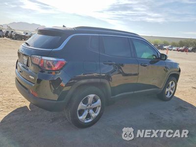 Trzecie zdjęcie samochodu z tyłu: 2018 JEEP COMPASS LATITUDE VIN:3C4NJDBB1JT199699 - miniatura