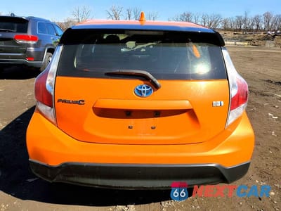 Zdjęcie 6 z 12 samochodu: 2017 TOYOTA PRIUS C ONE VIN:JTDKDTB33H1592358 - miniatura