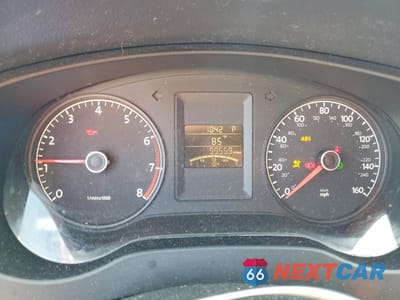 Zdjęcie 9 z 11 samochodu: 2011 VOLKSWAGEN JETTA SE VIN:3VWDX7AJ0BM012546 - miniatura