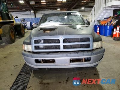 Piąte zdjęcie samochodu w środku: 1996 DODGE RAM 1500 VIN:1B7HC16X4TS664167 - miniatura