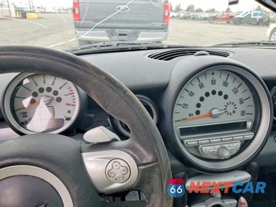 Zdjęcie 9 z 13 samochodu: 2010 MINI COOPER S VIN:WMWMF7C58ATZ34551 - miniatura