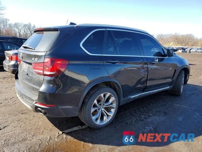 Trzecie zdjęcie samochodu z tyłu: 2017 BMW X5 XDRIVE35I VIN:5UXKR0C31H0V75237 - miniatura