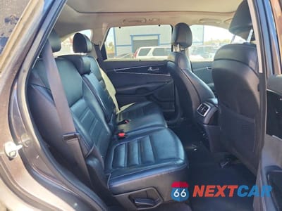 Zdjęcie 10 z 12 samochodu: 2017 KIA SORENTO EX V6 VIN:5XYPHDA52HG244361 - miniatura