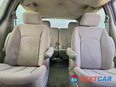 Zdjęcie 10 z 13 samochodu: 2001 DODGE GRAND CARAVAN SPORT VIN:2B4GP44331R230190 - miniatura