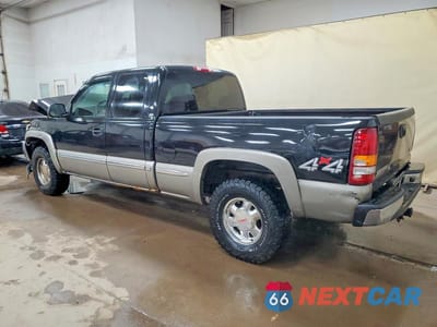 Drugie zdjęcie samochodu z przodu: 2002 GMC NEW SIERRA K1500 VIN:2GTEK19T521124775 - miniatura