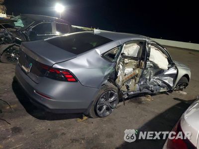 Trzecie zdjęcie samochodu z tyłu: 2023 HONDA ACCORD HYBRID EXL VIN:1HGCY2F68PA060112 - miniatura