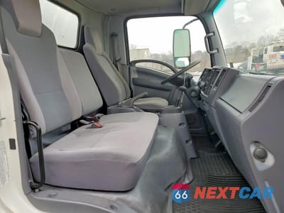 Zdjęcie 11 z 13 samochodu: 2018 ISUZU NPR HD BOX TRUCK VIN:54DC4W1B3JS805769 - miniatura