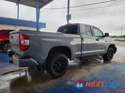 Trzecie zdjęcie samochodu z tyłu: 2021 TOYOTA TUNDRA SR5 VIN:5TFRY5F13MX278398 - miniatura