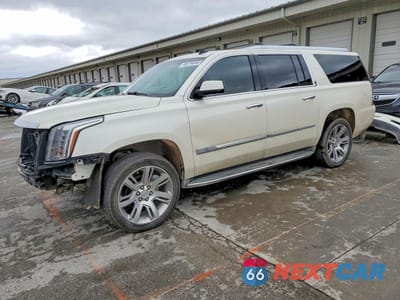 2015 CADILLAC ESCALADE ESV LUXURY 1GYS4HKJ5FR227491 - główne zdjęcie licytacji z USA - miniatura
