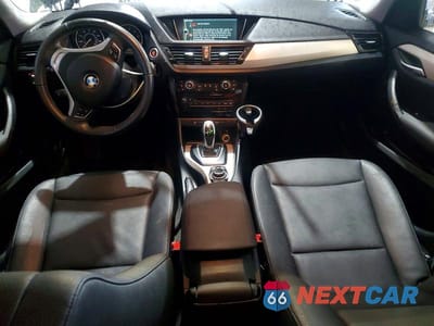 Zdjęcie 8 z 12 samochodu: 2015 BMW X1 XDRIVE28I VIN:WBAVL1C56FVY33126 - miniatura