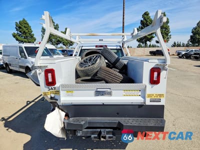 Zdjęcie 6 z 11 samochodu: 2022 CHEVROLET SILVERADO HD UTILITY / SERVICE TRUCK VIN:1GB3WRE74NF217050 - miniatura