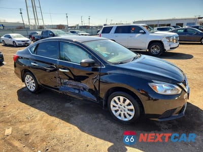 Czwarte zdjęcie samochodu z boku: 2017 NISSAN SENTRA S VIN:3N1AB7AP8HY265188 - miniatura
