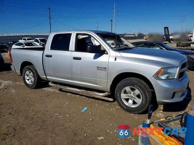 Czwarte zdjęcie samochodu z boku: 2017 RAM TRUCKS 1500 ST VIN:1C6RR7KG8HS597714 - miniatura
