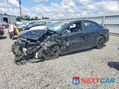 2025 TOYOTA CAMRY XSE 4T1DAACK5SU562100 - główne zdjęcie licytacji z USA - miniatura