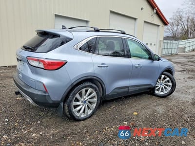 Trzecie zdjęcie samochodu z tyłu: 2022 FORD ESCAPE TITANIUM VIN:1FMCU9J92NUA22662 - miniatura