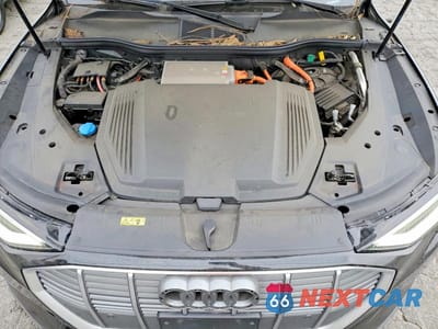 Zdjęcie 12 z 13 samochodu: 2021 AUDI E-TRON PREMIUM PLUS VIN:WA1LAAGE8MB000544 - miniatura