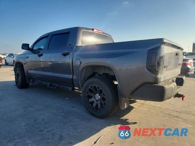 Drugie zdjęcie samochodu z przodu: 2019 TOYOTA TUNDRA SR5 VIN:5TFDW5F1XKX792827 - miniatura