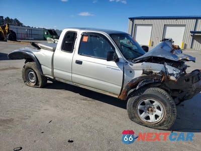 Czwarte zdjęcie samochodu z boku: 2002 TOYOTA TACOMA VIN:5TEWN72N62Z015022 - miniatura