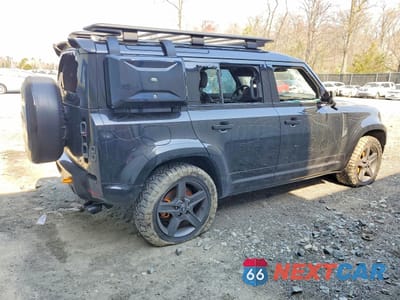 Trzecie zdjęcie samochodu z tyłu: 2022 LAND ROVER DEFENDER 110 X-DYNAMIC SE VIN:SALE27RU4N2079045 - miniatura