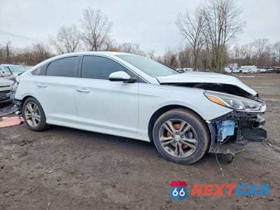 Czwarte zdjęcie samochodu z boku: 2018 HYUNDAI SONATA SEL VIN:5NPE34AF0JH633139 - miniatura