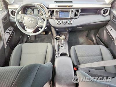 Zdjęcie 8 z 12 samochodu: 2017 TOYOTA RAV4 LE VIN:2T3BFREV2HW645658 - miniatura